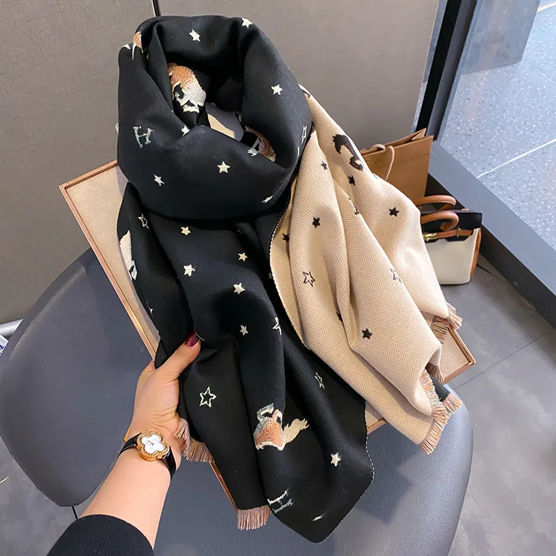 2023 New Luxury Designer Horse Pattern Blanket Shawls For Women Winter Warm Double Sided Cashmere Scarves Pashmina Shawls Stoles