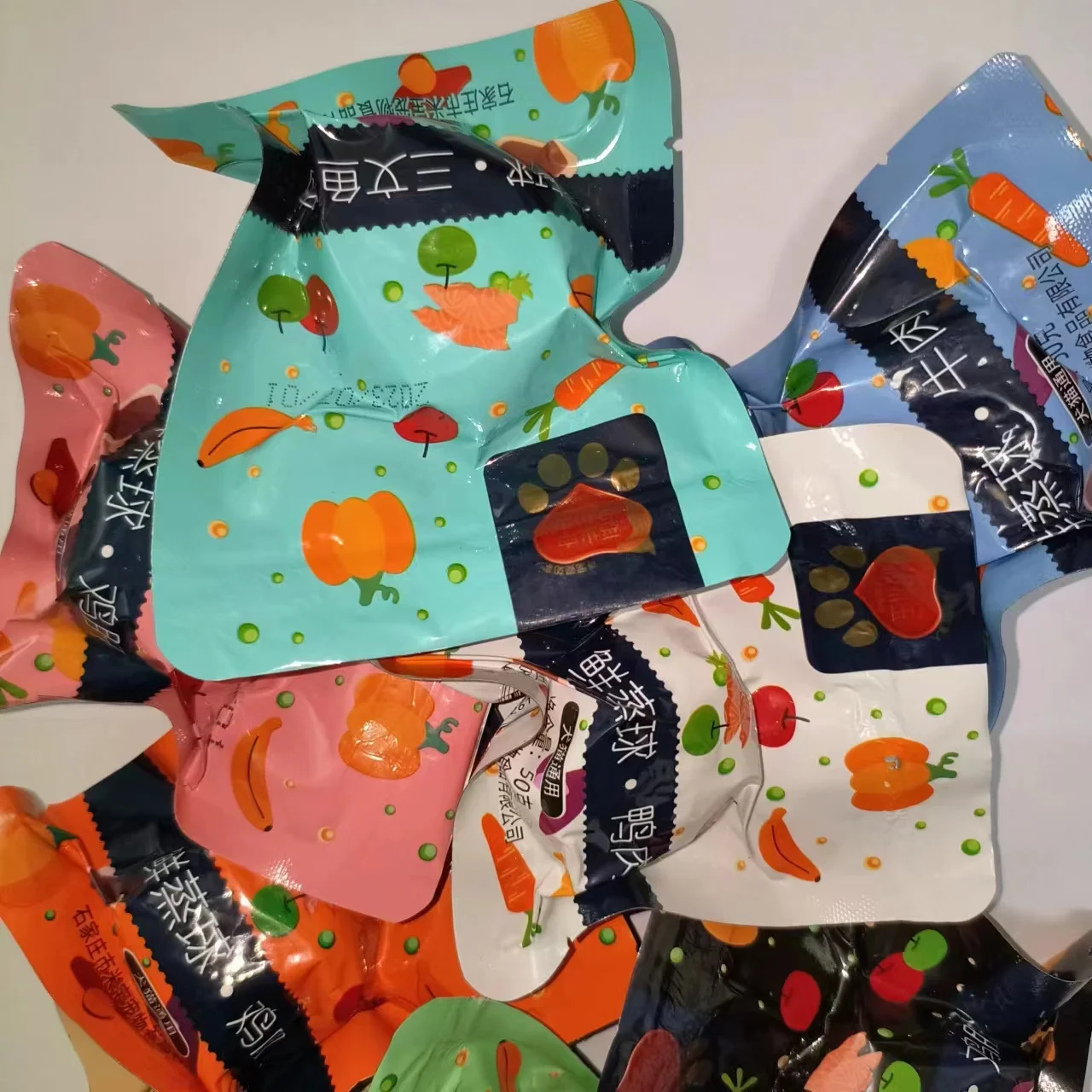 OEM Pet Supplies Wholesale Cat Snacks Dog Snacks Chicken Ding Chicken Breast Canned Pet Food