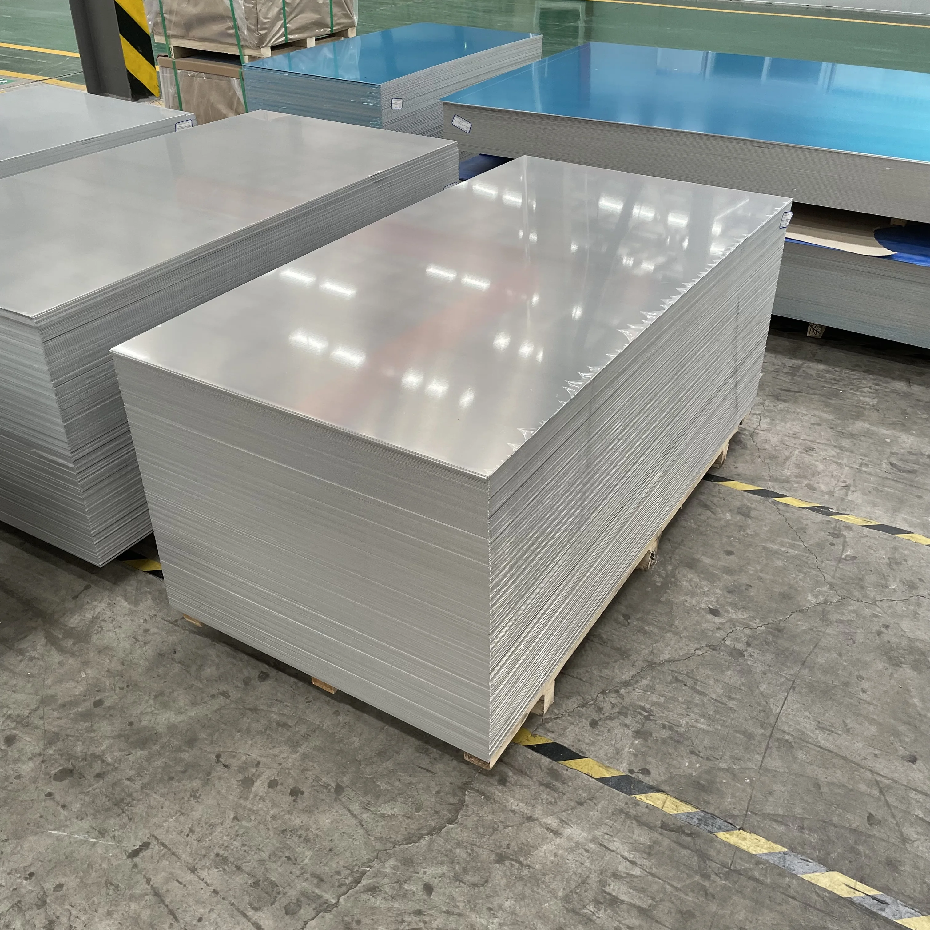 ASTM China Manufacture 1050 1060 1100 3003 5052 6061 7075 8011 embossing aluminum roofing sheet Aluminum plate