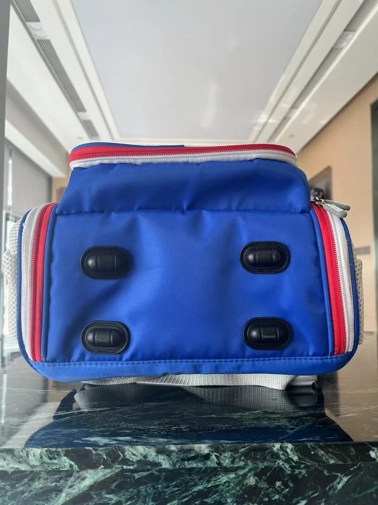 Wholesale Unisex Kawaii Waterproof Schoolbag Large Capacity Backpack for Primary School Kids Lightweight with Zipper Closure