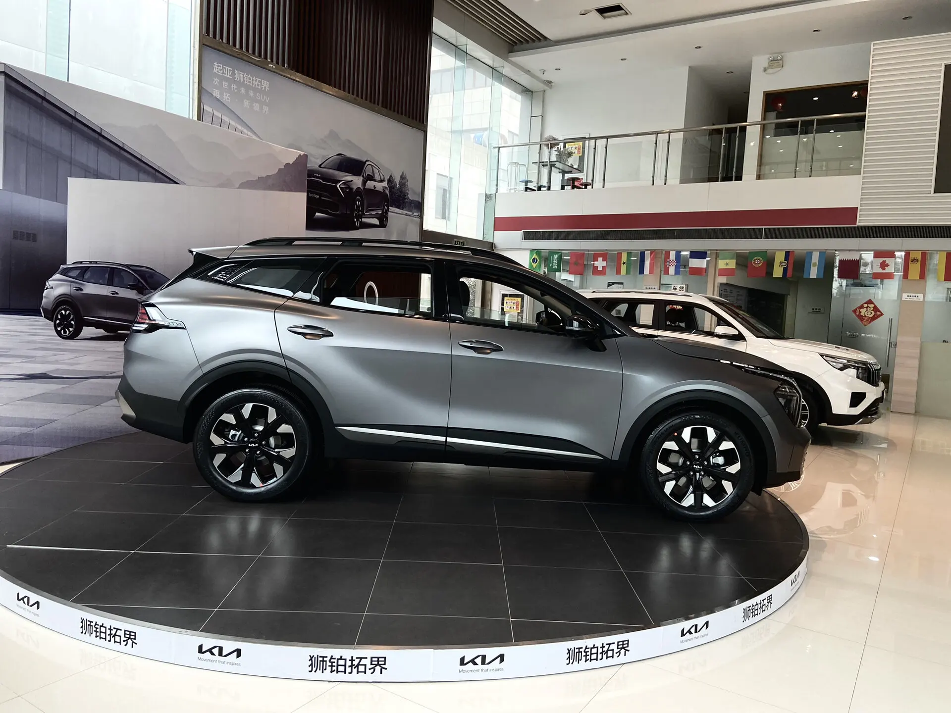 2024 KIA электрический внедорожник Sportage 2WD 4WD Kia New EV Cars 2 0 T Гибридный компактный Новый энергетический автомобиль