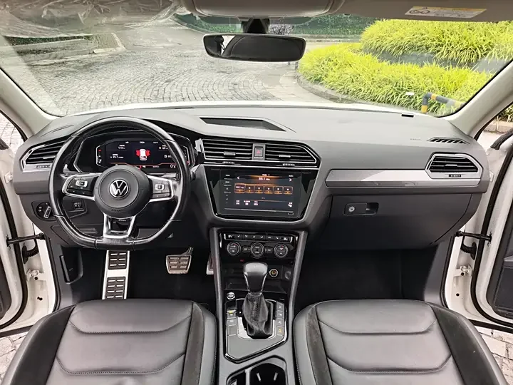 2022 более дешевый автомобиль volkswagen tiguan 330TSI автоматический 2WD R-line Подержанный