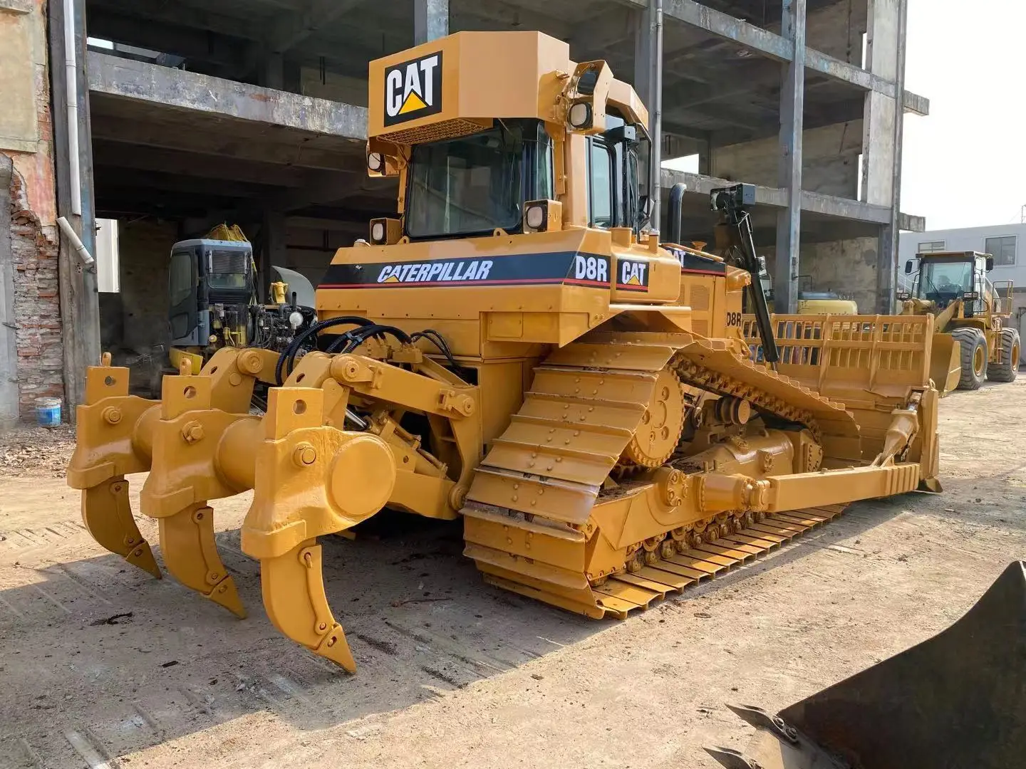 Used Cat D8R Bulldozer Secondhand Cat D8N/ D8R/ D8K /D8H in good working condition for sale