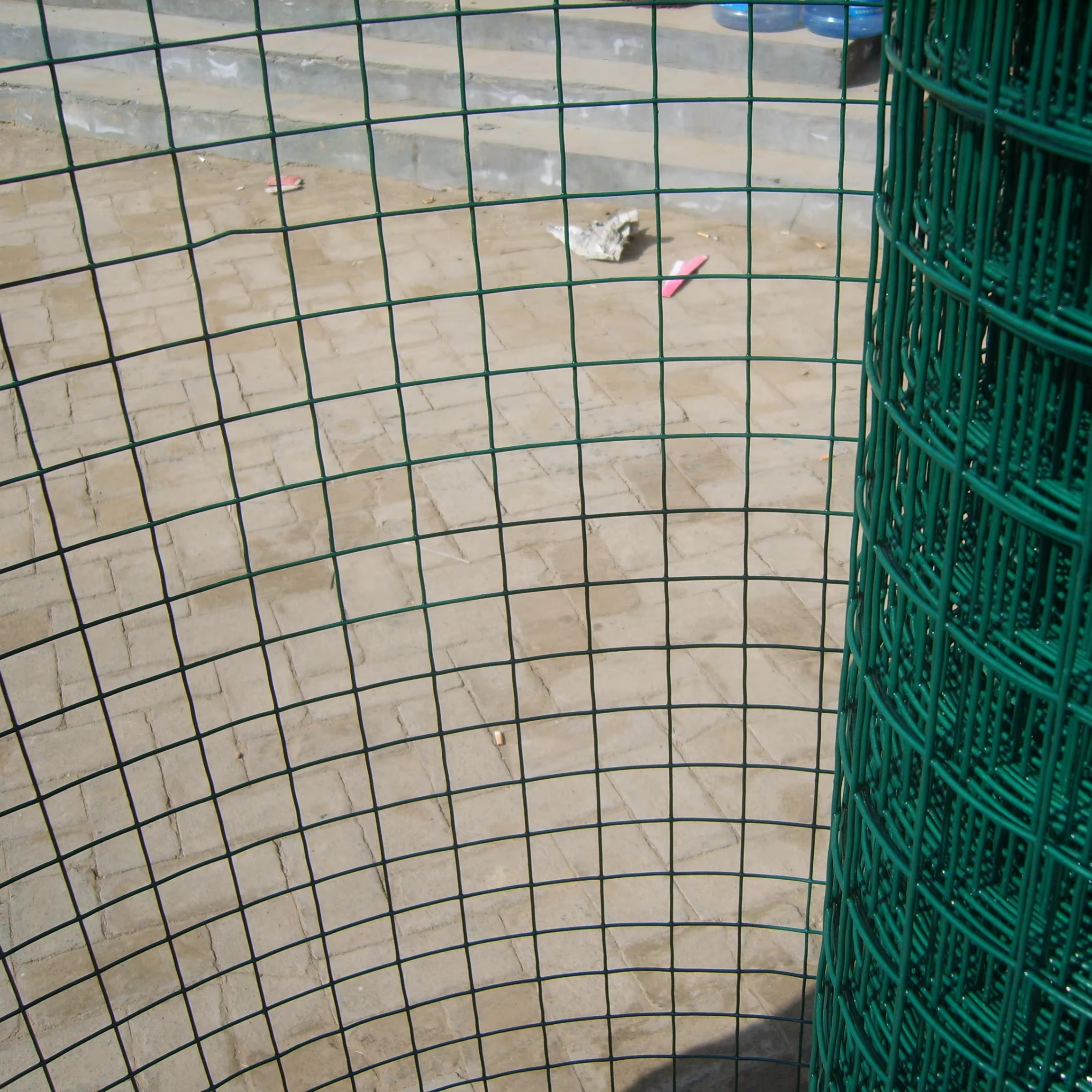 Factory Direct Sale High Quality rustproof 3*3cm welded mesh for welded chicken cage wire mesh