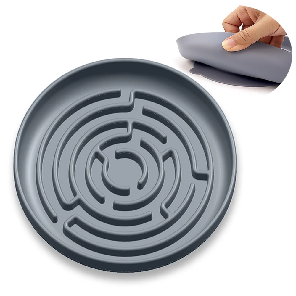 New Maze Design Round Slow Feeder Pet Food Bowl Slow Eating Plate Non Slip Raised Silicone Slow Feeder Dog Bowl