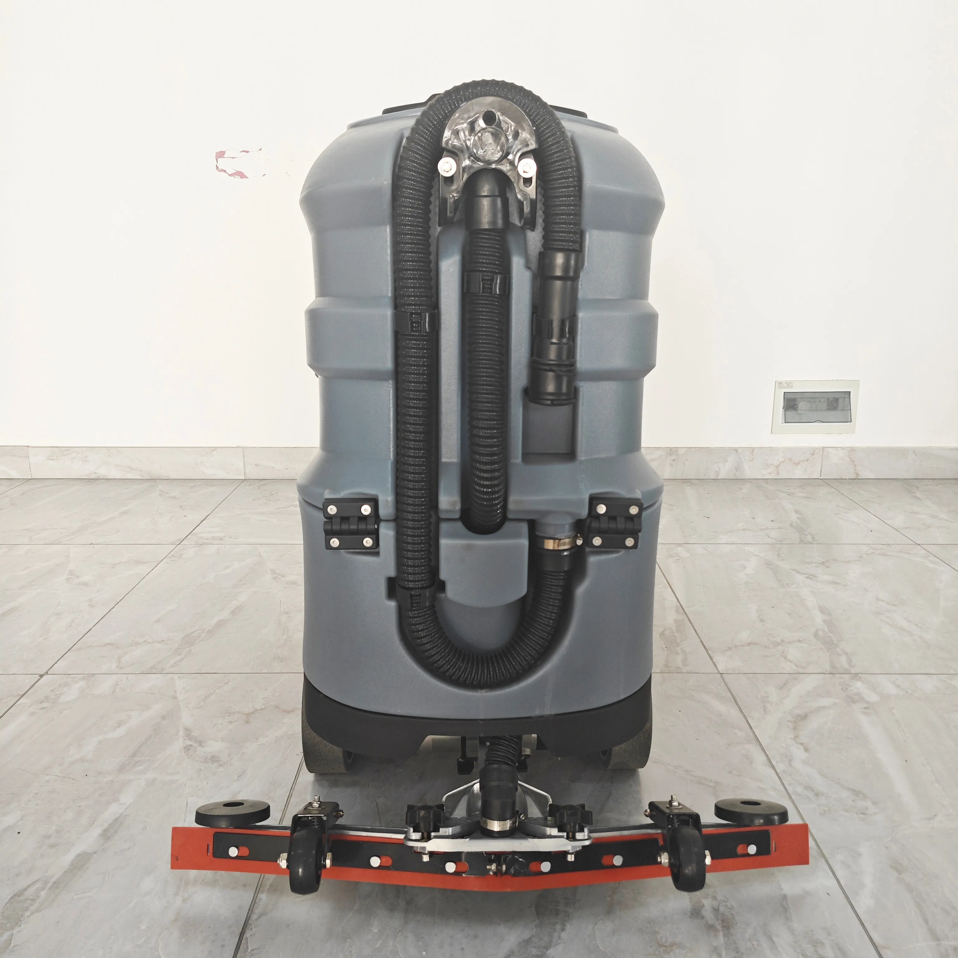 CleanHorse G6 low price automatic industrial floor scrubber on ride warehouse cleaning machine