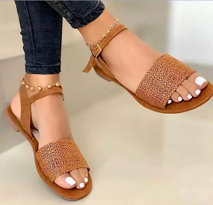 Hot sale fashion trendy round toe casual buckle girls flat sandals flat shoes  plus size big size outdoor sandals for women