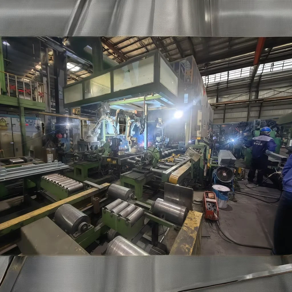 Robot Welding Workstation Rear Corner Column Parts Seam Welders Workbench Container production
