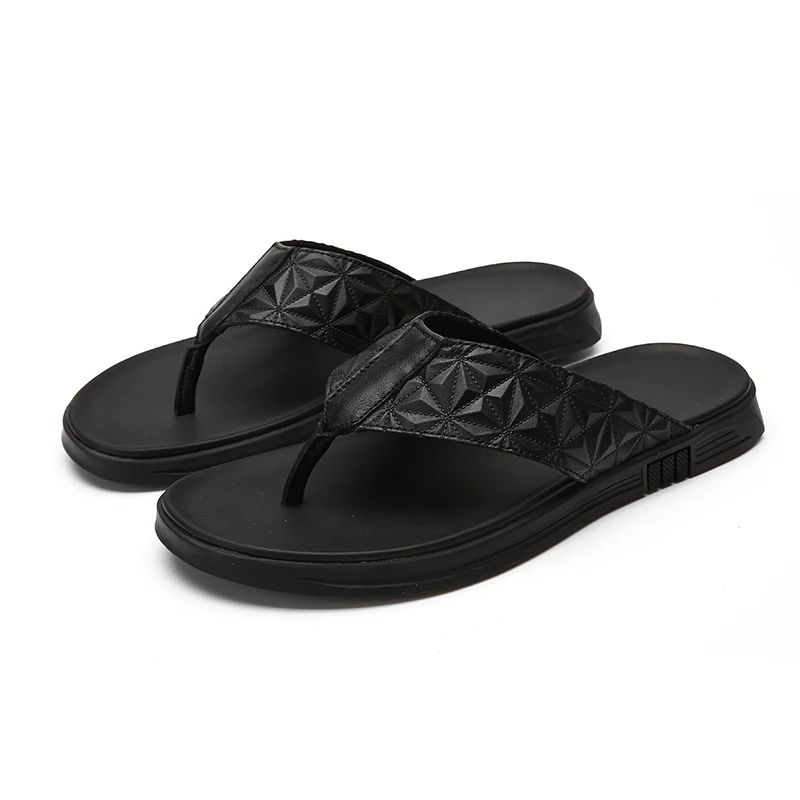 New High Quality Men Genuine Leather Flip Flops Beach Style Fashionable Lightweight Slippers Rubber Outsole