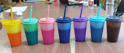 Mazoho Summer 32oz Cold water cup Plastic cold color changing plastic cup with lids and Straws