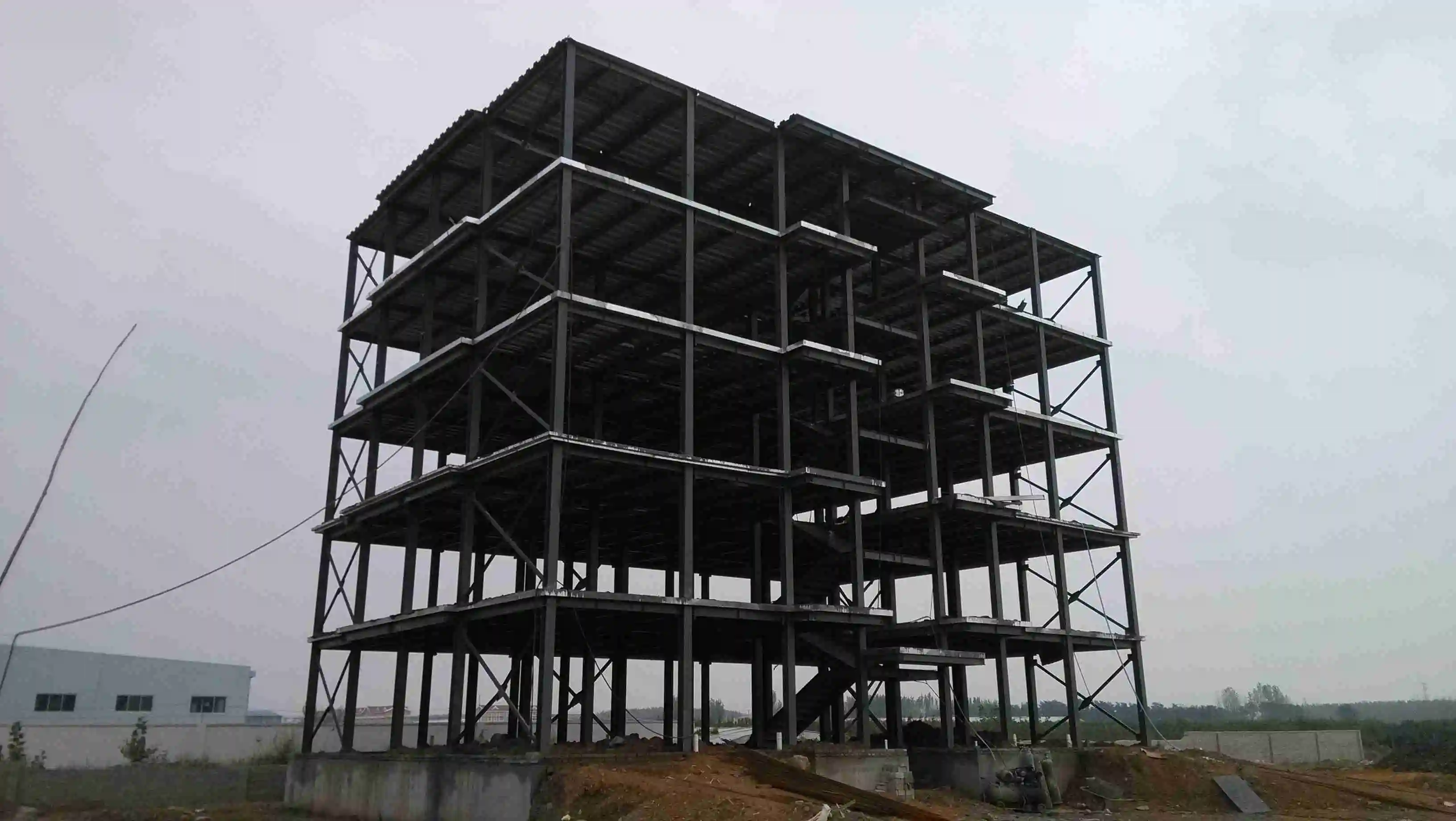 Недорогая многоэтажная стальная конструкция проживание квартиры