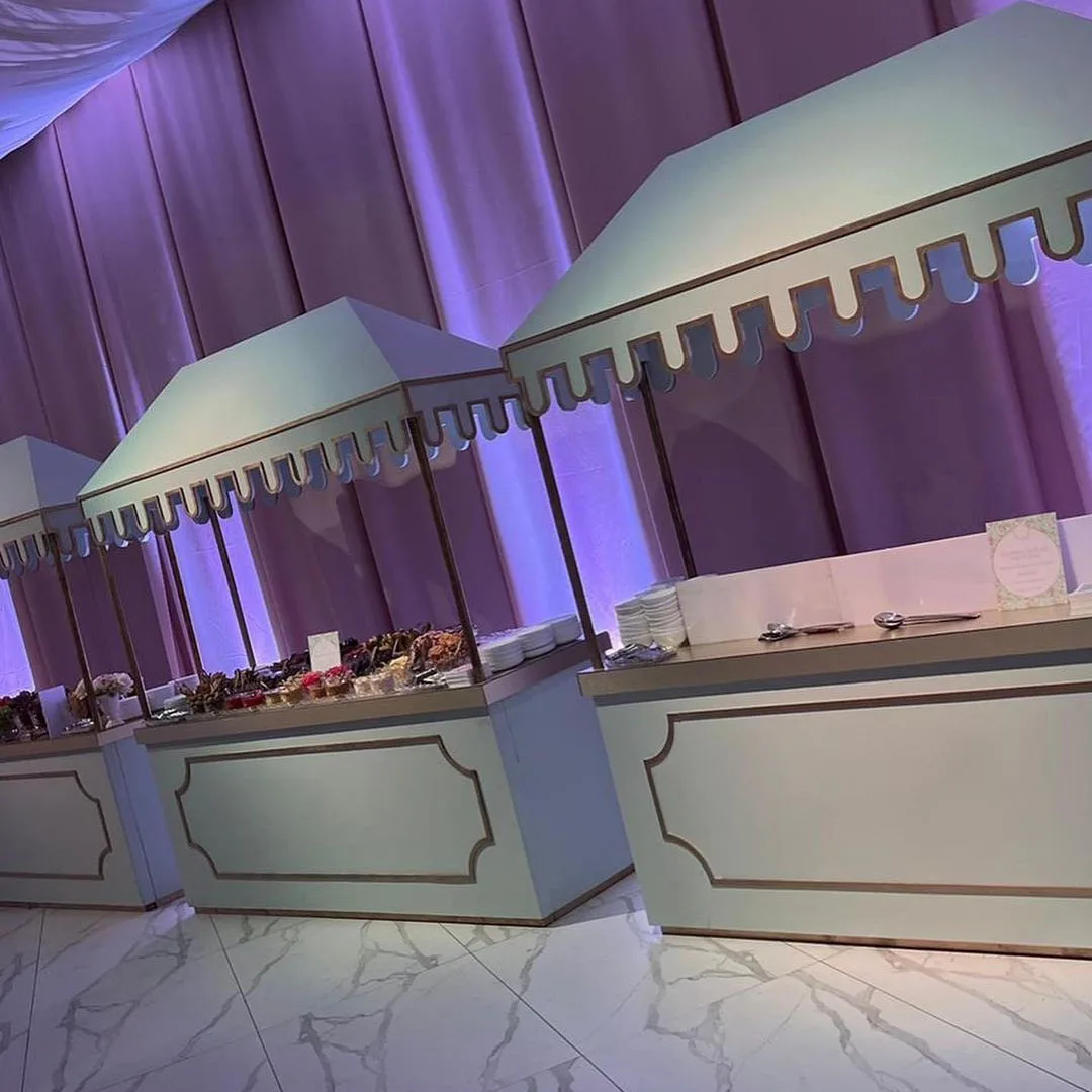 Modern Design Wedding White Dessert Cake Table Cart Display Acrylic Table Party Hotel  Restaurant Table For Guest