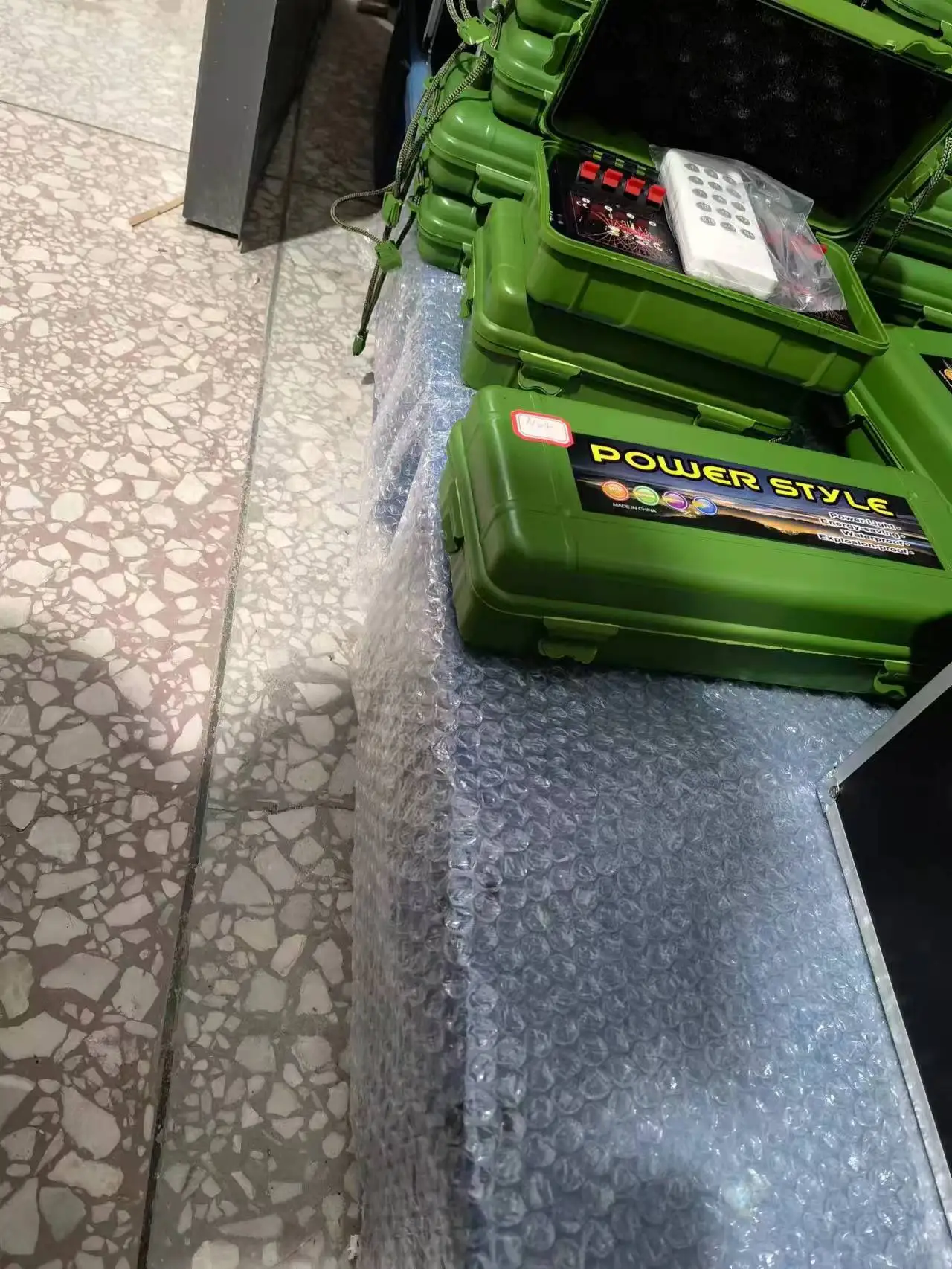 Fireworks Wireless Remote Control Firing System For Cold Fountains 8 shots