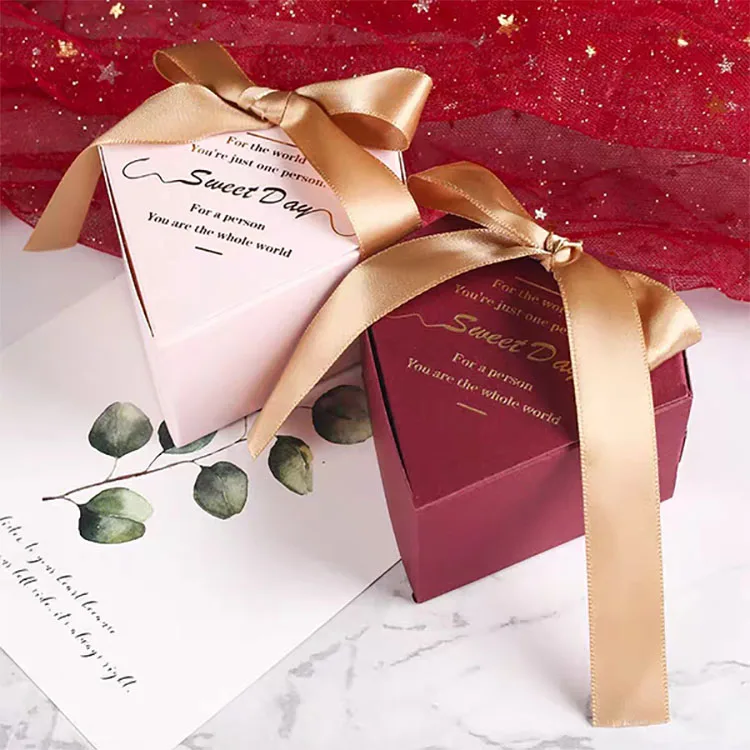 Hot Sale Cheap Christmas Special Recycled Mini Invitation Elegant Wedding Sweet Small  Wedding Candy Favor Box Wedding