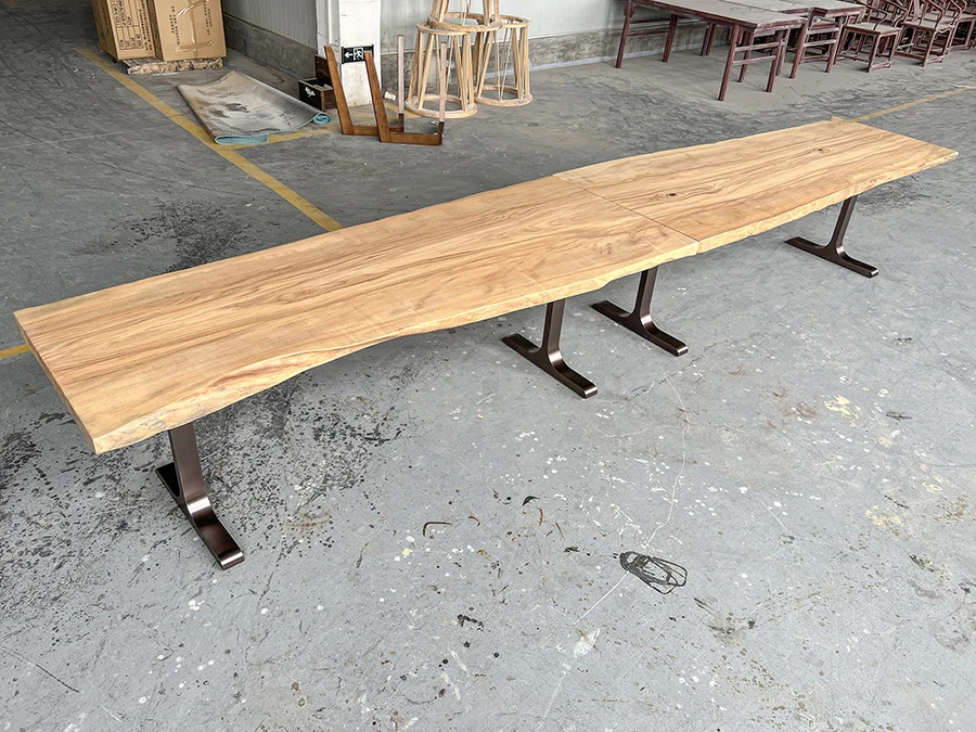 Natural shape top live edge ash wood large rustic wood restaurant dining table Japanese restaurant table top furniture