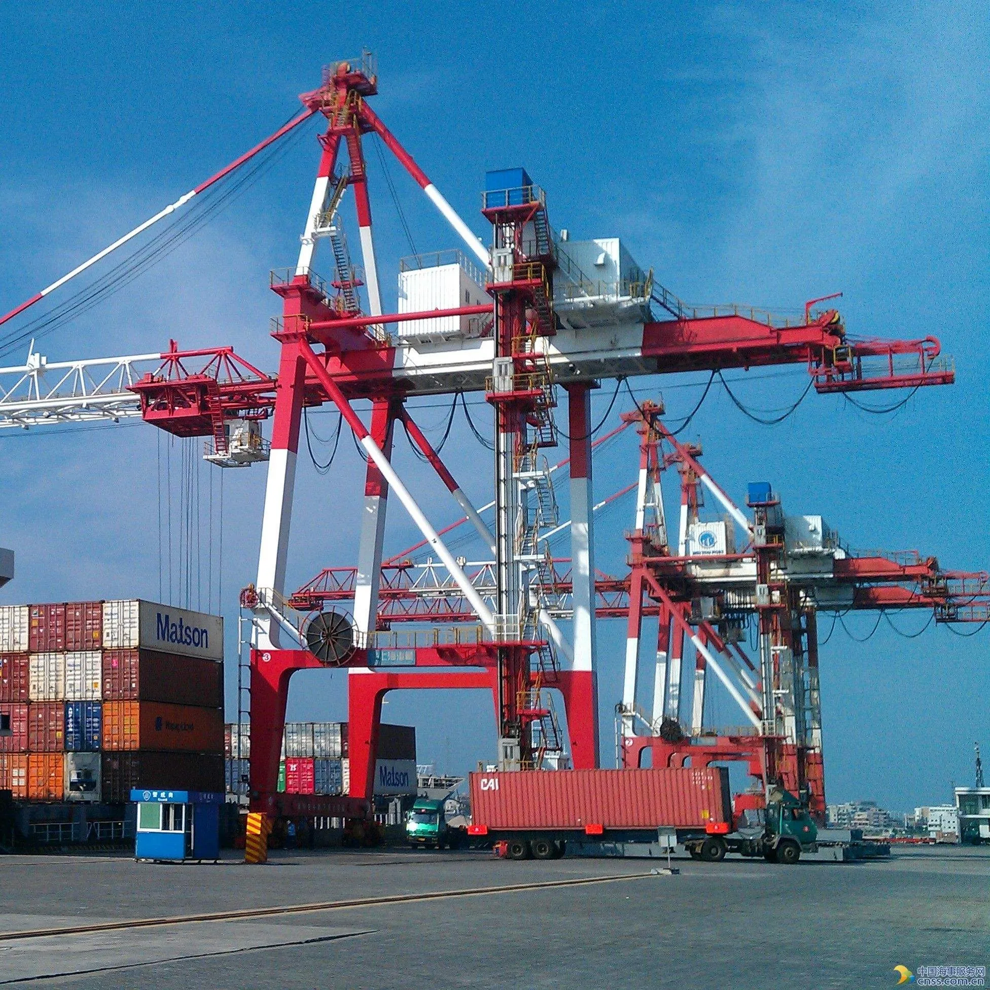 Shenzhen shipping container freight to Moscow/ Umba/ Vladivostok/ Vostochny/ St.Petersburg port Russia