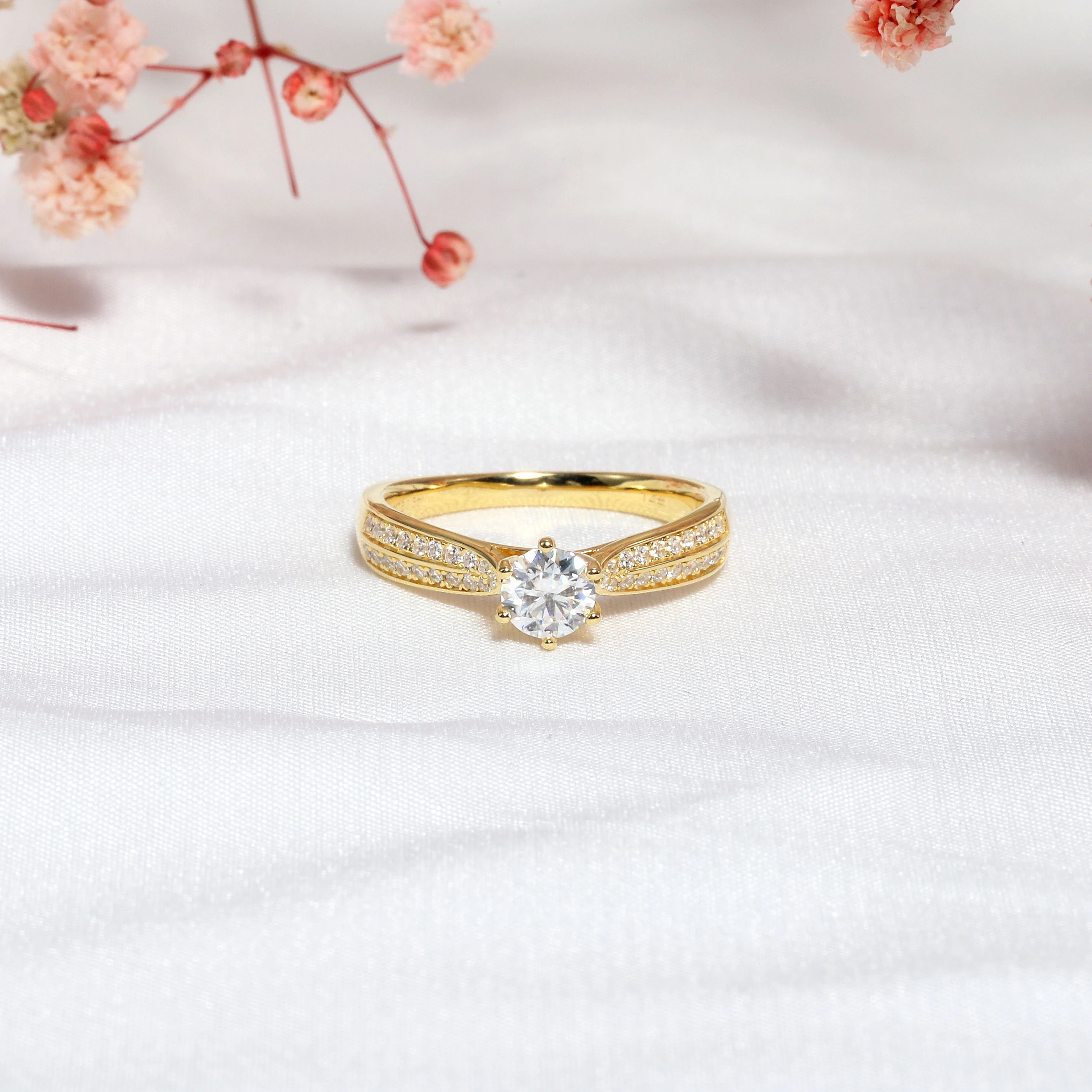 M06B Abiding Gra Certified 925 Silver Main Stone 0.5 CT Moissanite Diamond Ring Jewelry For Wedding