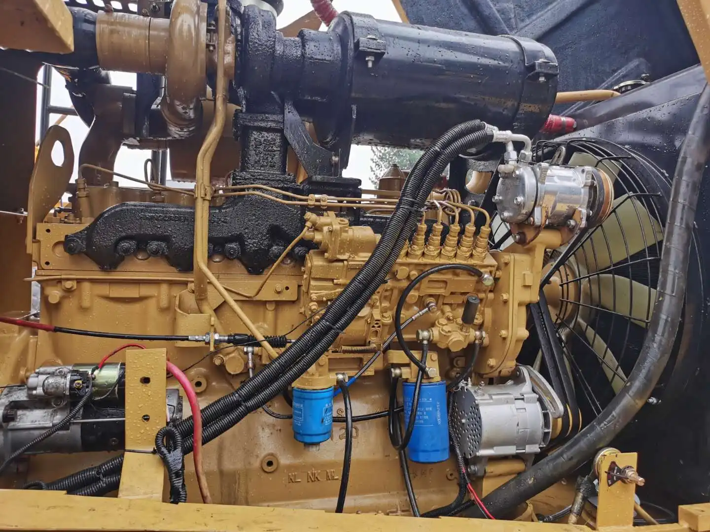  Продажа фронтальных погрузчиков CATERPILLAR966H по низкой
