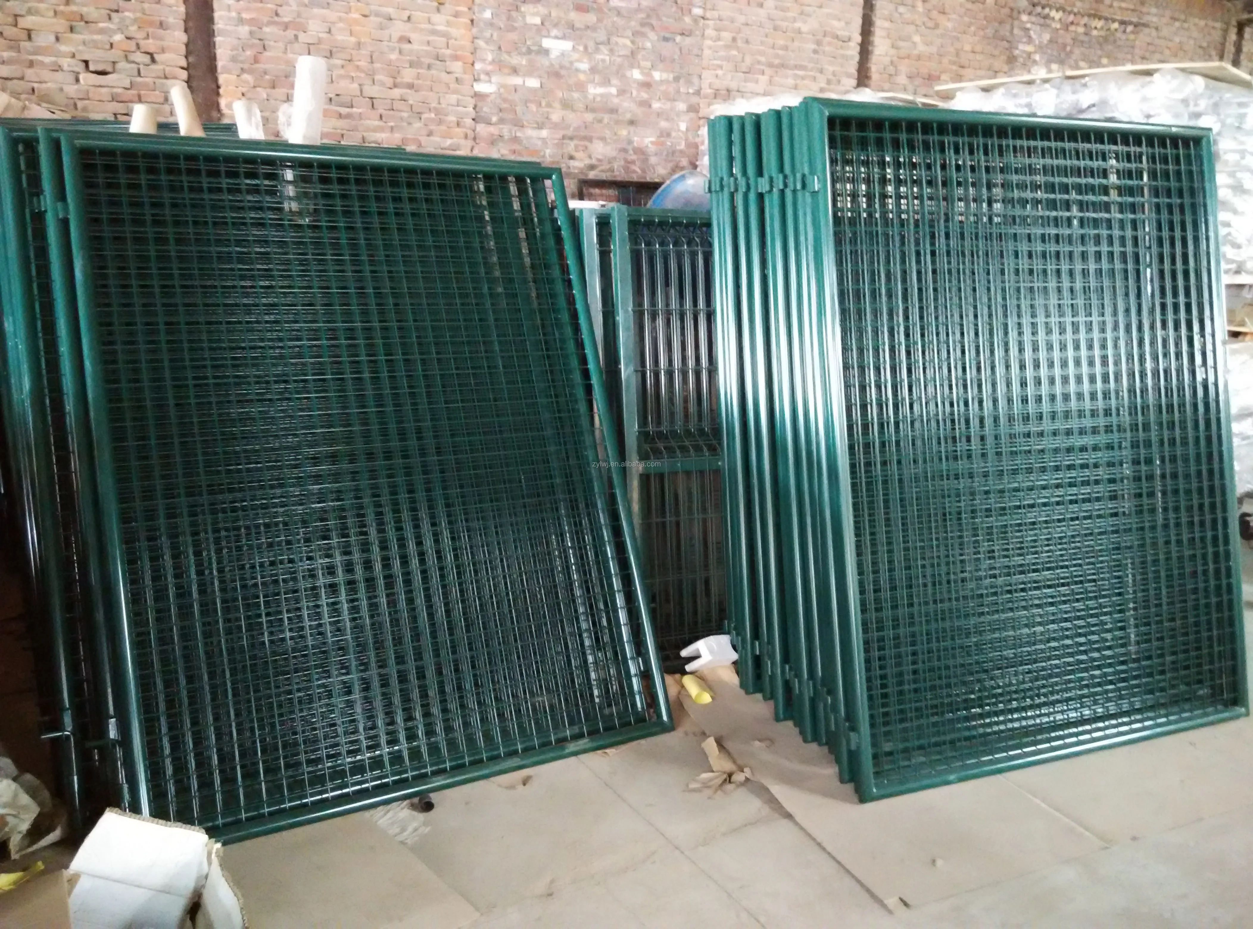 Factory best price garden gate and poles