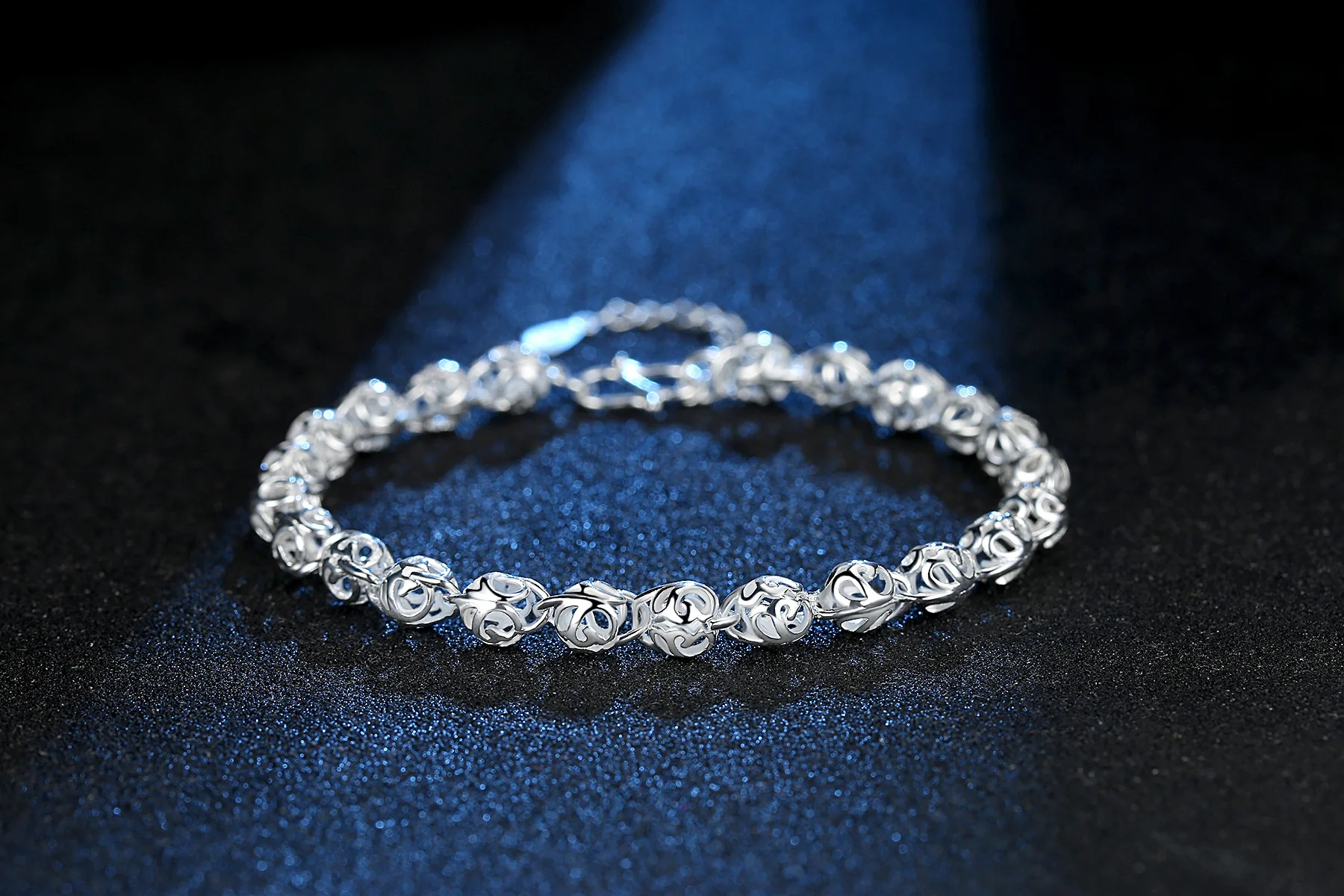 Sweet and Cute Hollow Ball Bracelet