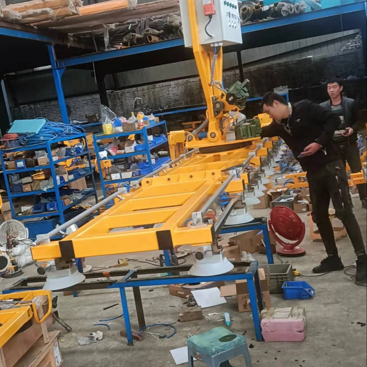 Customer Design Curved Glass Vacuum Lifter Radius Glass Lifter Machine 1200KG Heavy Duty