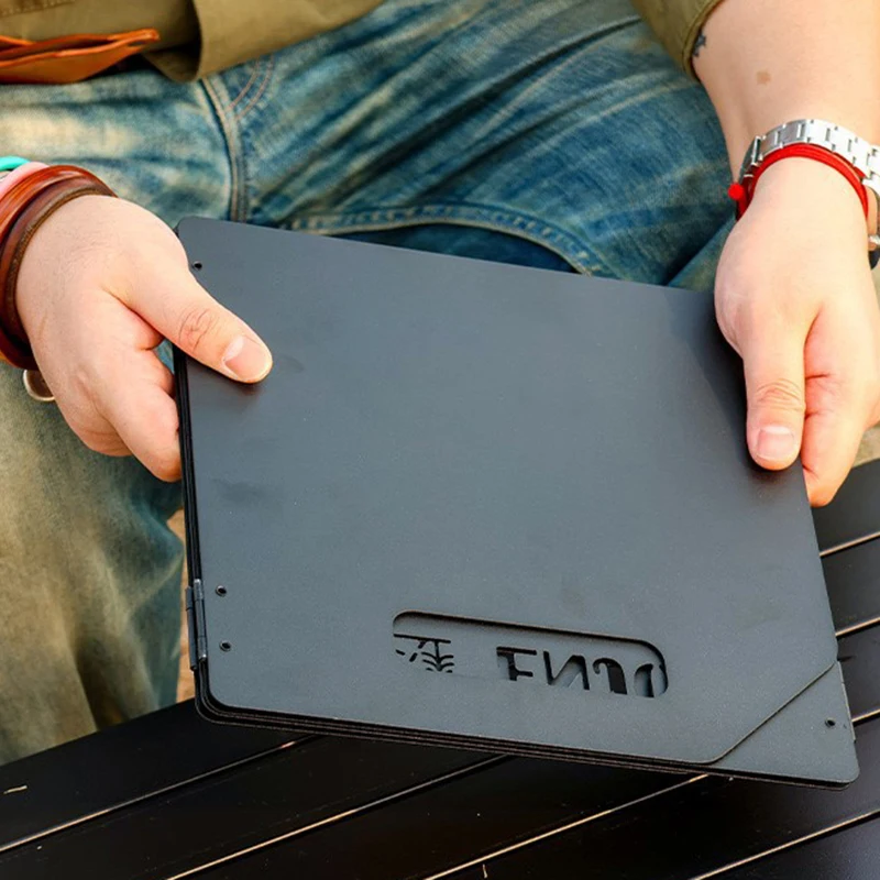 Portable Steel Outdoor Stove Windshield Lightweight Hollow Windscreen Camping Stove Windshield For Hiking