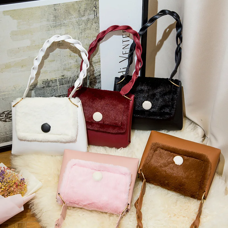 G209 Retro Automn Winter Fluffy Plush Handbag Ladies Shoulder Totes Bags for 2020 Casual Solid Color Travel Designers Handbags