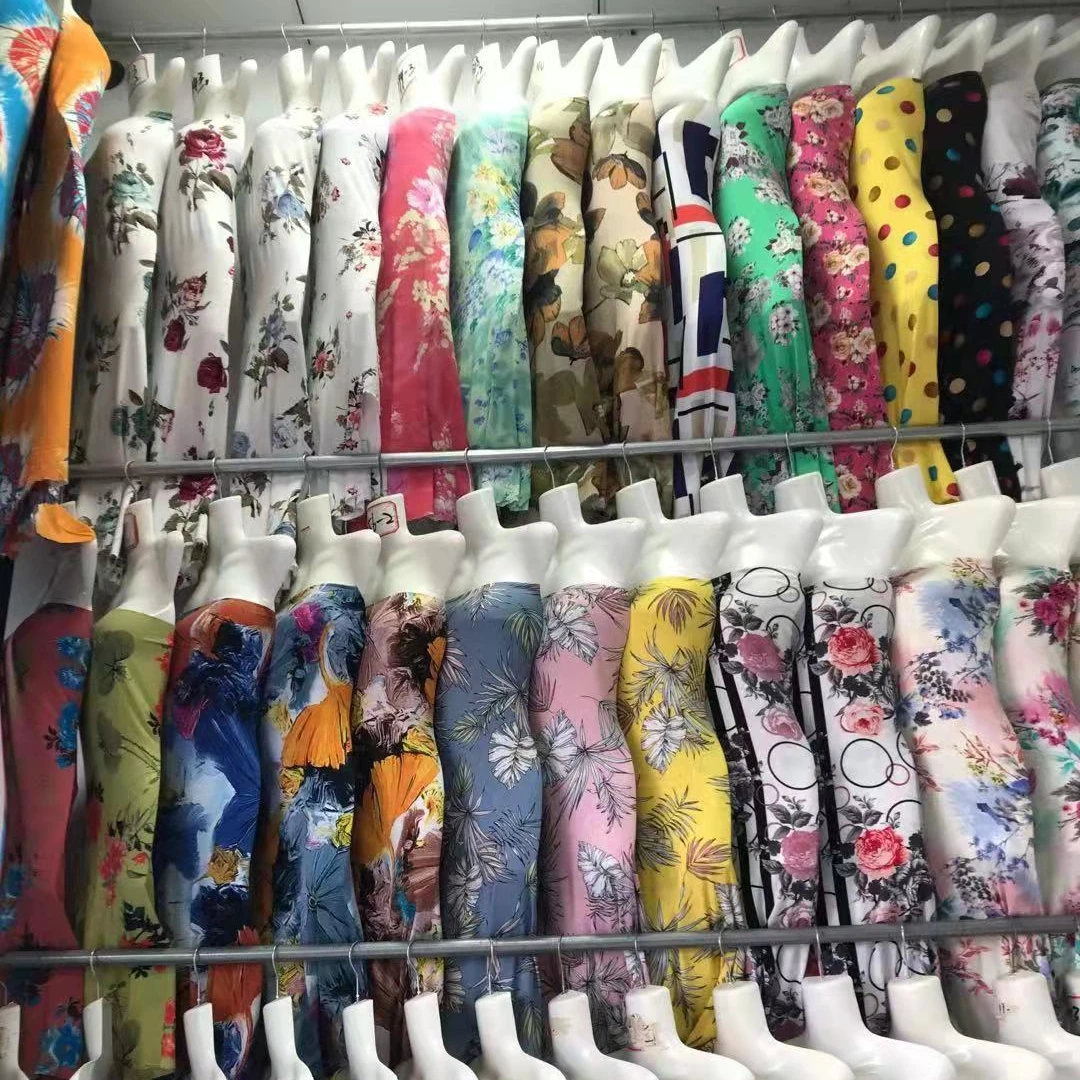 Плетеная вискоза ткань с принтом в наличии по низкой цене