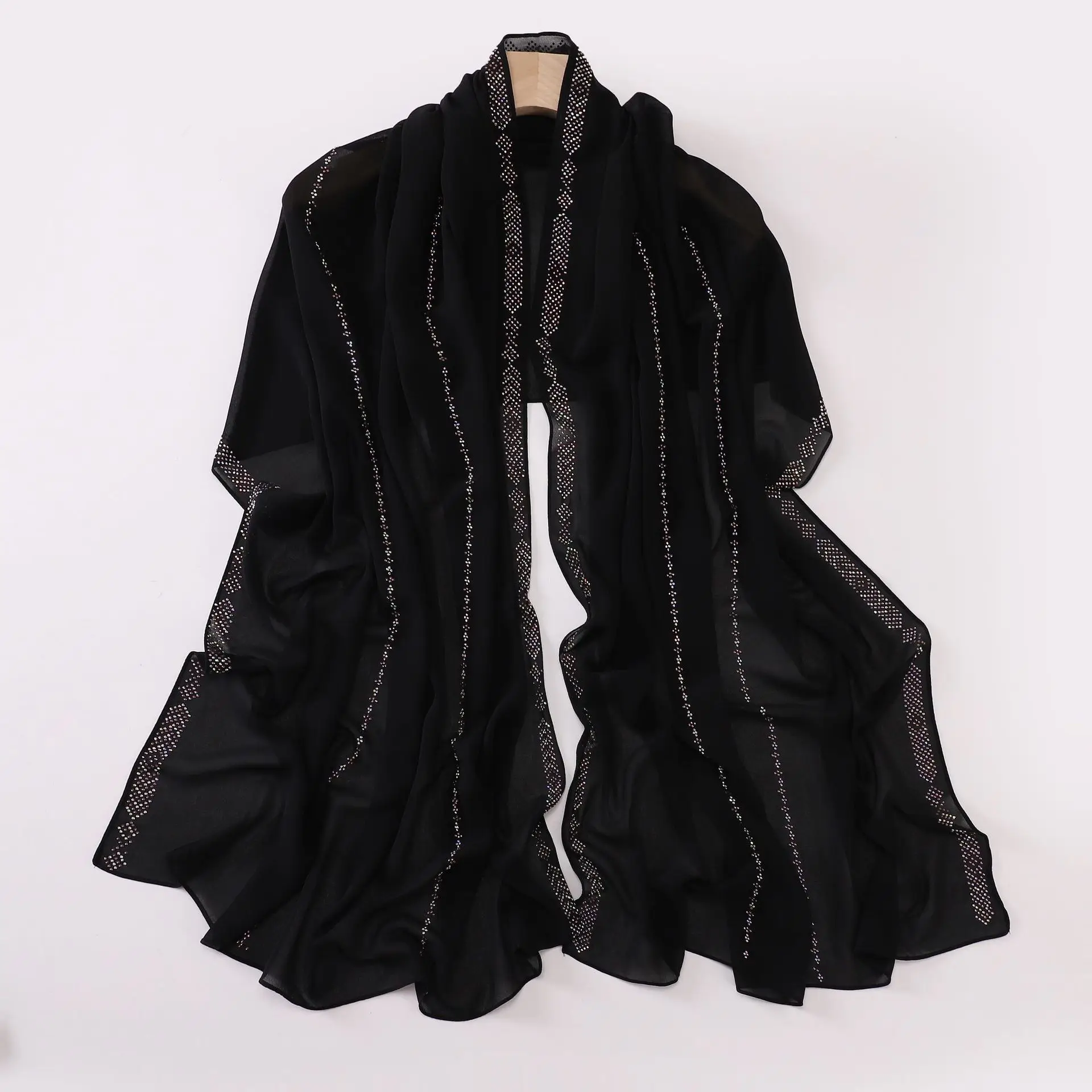 Sharut Wholesale High Quality Premium Glossy Luxury Malaysian Shawls Muslim Women Sparkling Hot Rhinestone Chiffon Hijab Scarf