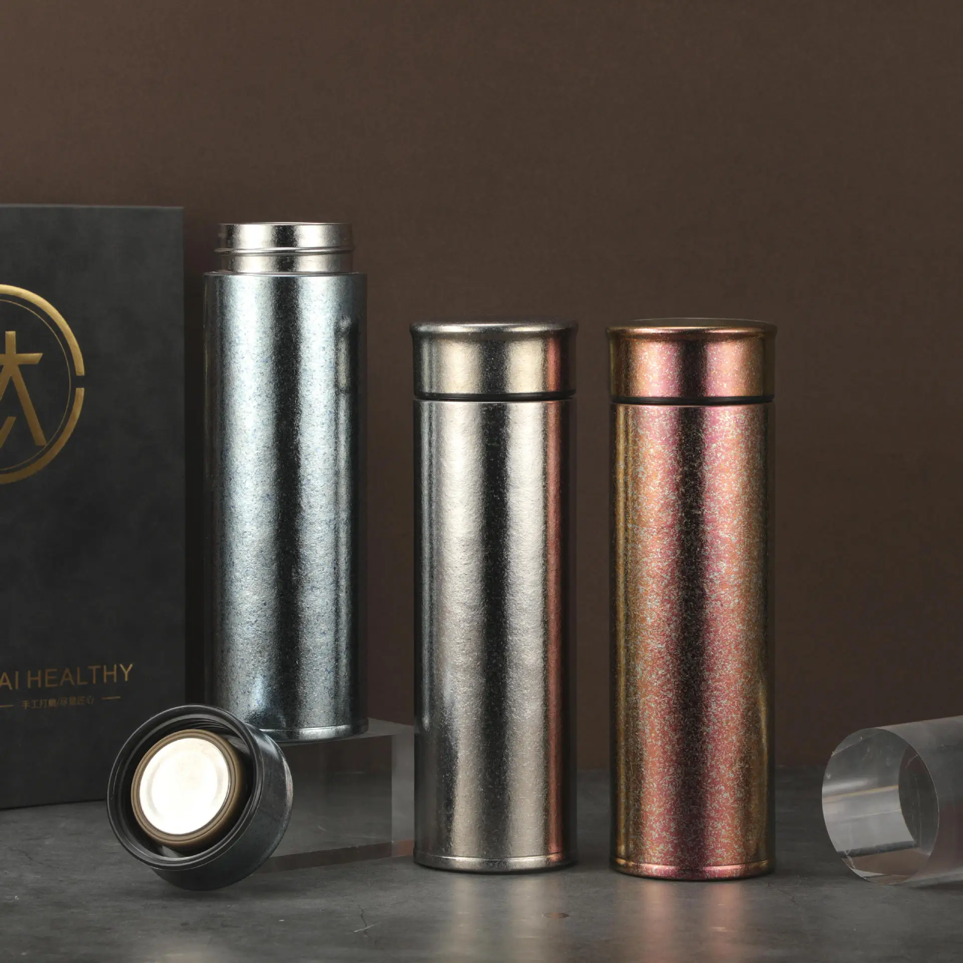 DD2456  Luxury High-end Titanium Water Bottle Gift Box Double Walled Thermal Vacuum Flask With Custom Logo
