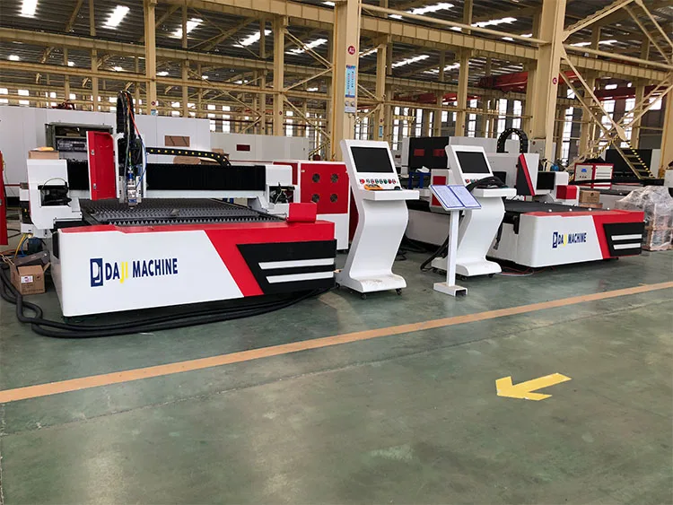 500/750/1000/2000W stainless steel carbon steel fiber laser cutting machine price 1500*3000mm