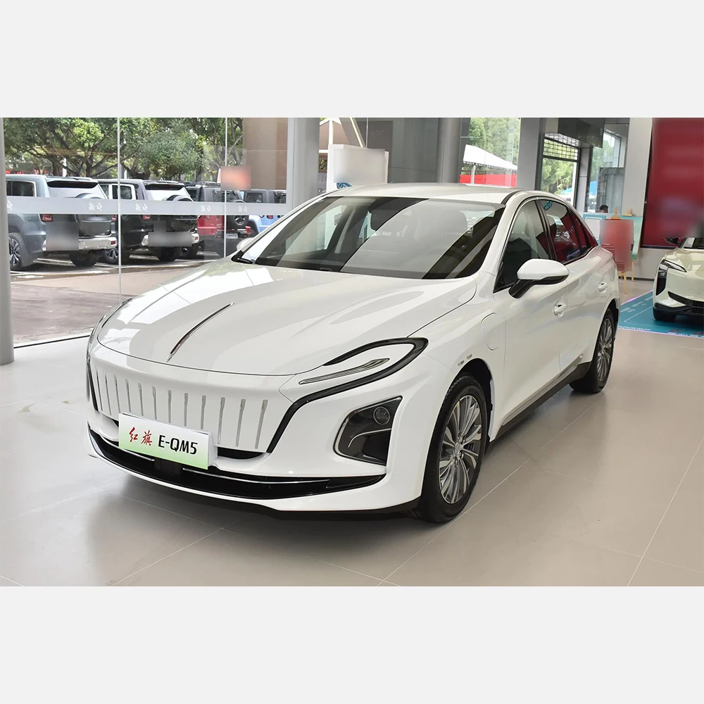Hot Sale 2024 High-speed Electric Vehicle Hongqi E-qm5 New Energy Car In Stock R18 Tire New electric Vehicle Left Hand Drive