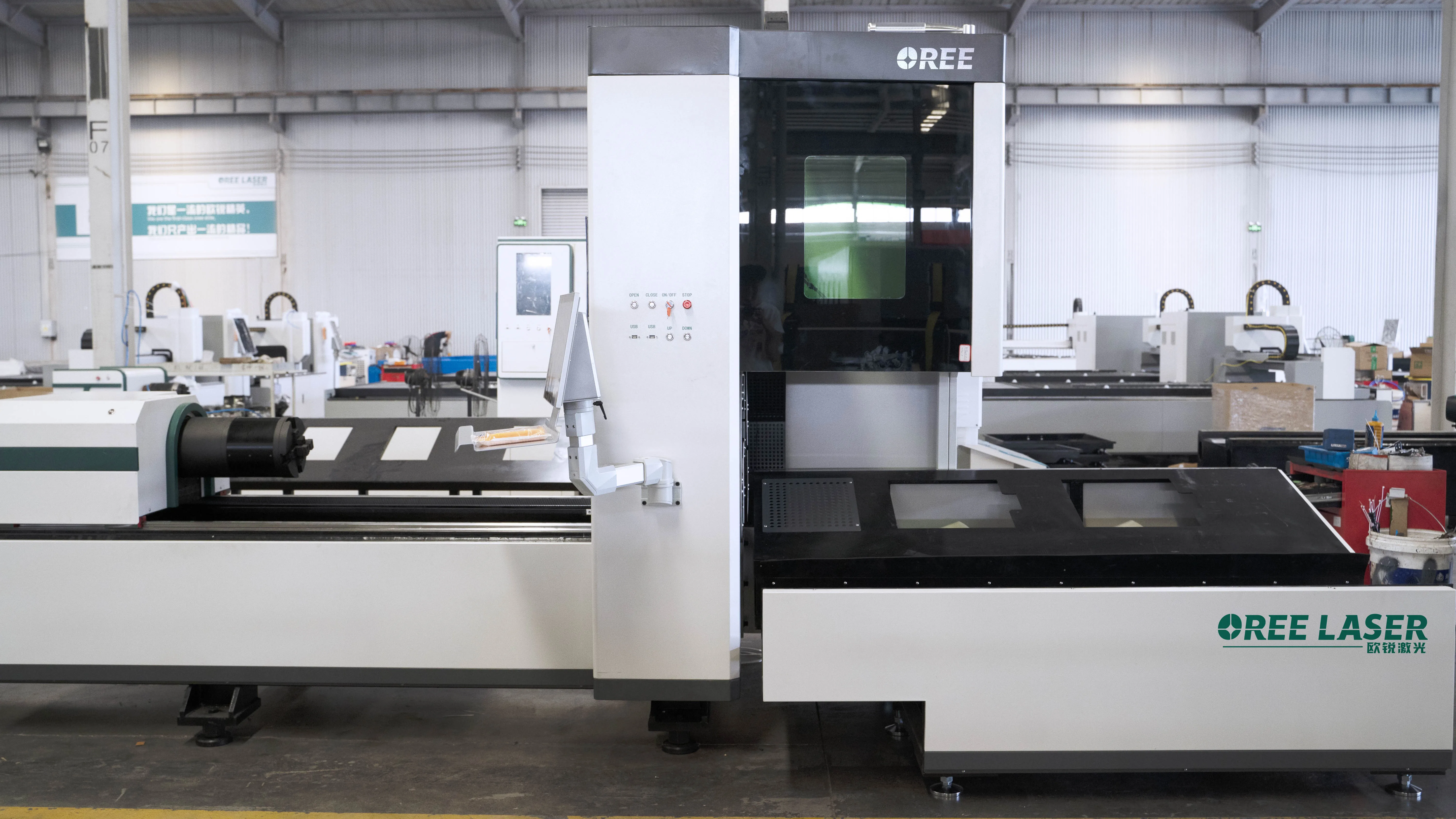 2022 OREELASER High Quality 1500w 2000w 3000w 6000w Fiber CNC Professional Metal Pipe Laser Cutting Machine