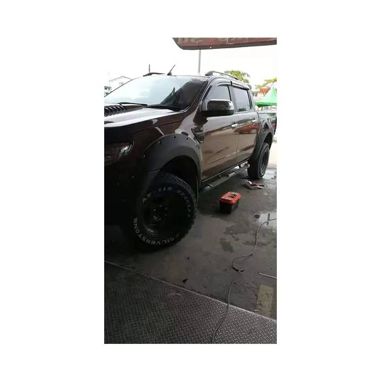 
China New Product Wheel Arch Fender Flares Fender Flares supply in Chinese factory 