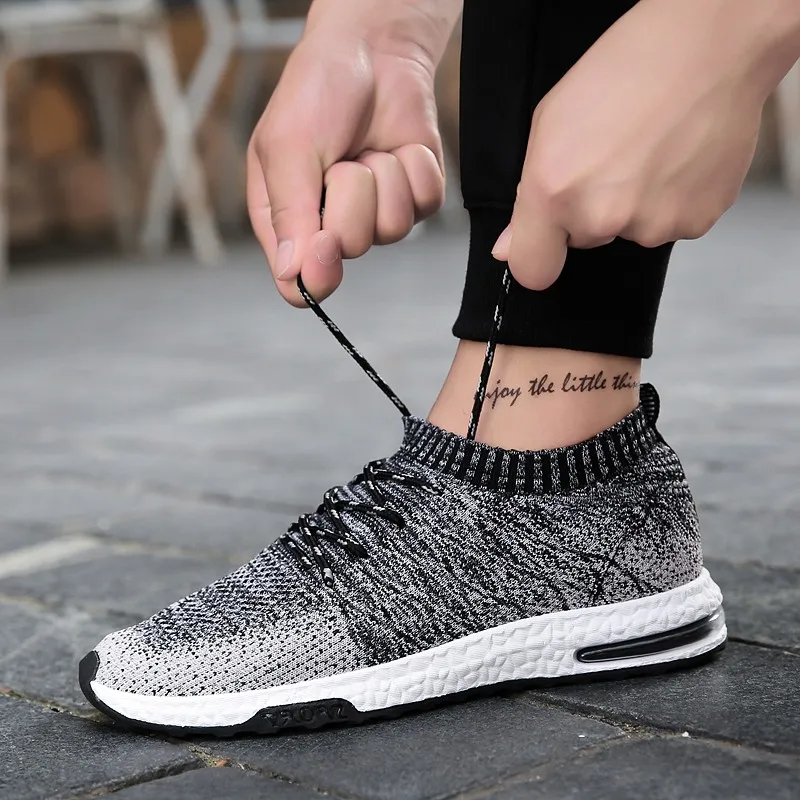  2021 Men Sneakers Running shoes Casual Slip On Walking Socks Shoes Trainers Mesh Sport Zapatillas