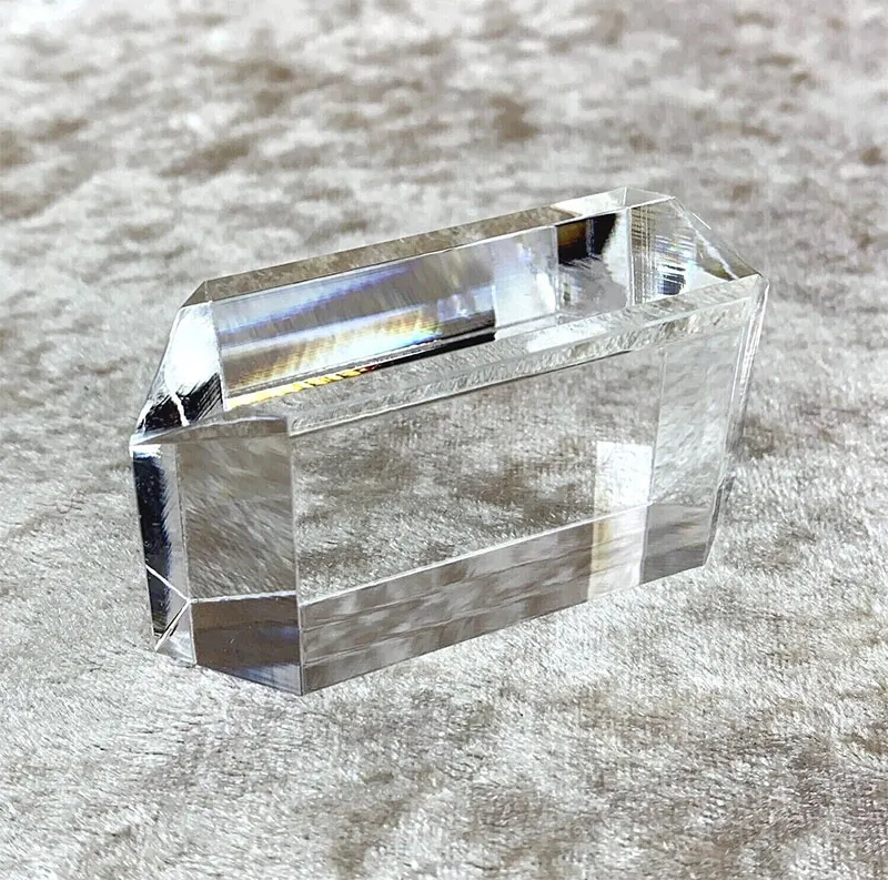 Guangdong Acrylic Pen Stand Manufacturer Custom Clear Engraved Lucite Block Pen Display Holder with Slot Nifty