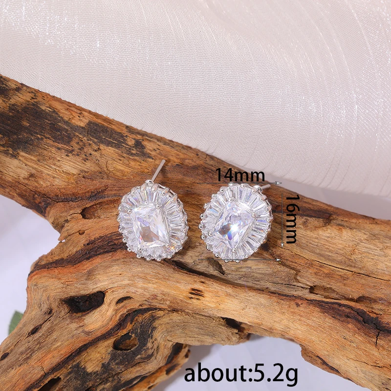 Korea Cubic Zirconia Rhodium Plated Zinc-Copper Fashion Custom Available Silver Stud Earrings jewelry women