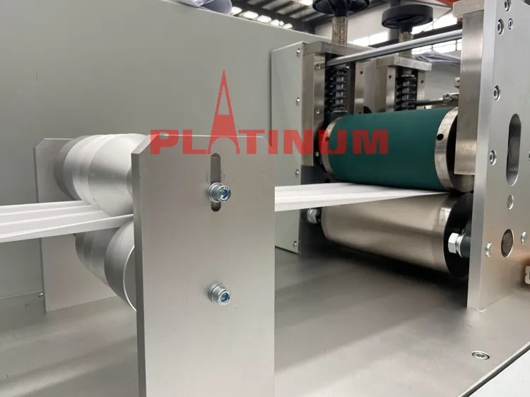 High Speed Medical Fully Automatic Disposable Surgical Face Dust Fabric Blank Mask Making Machine