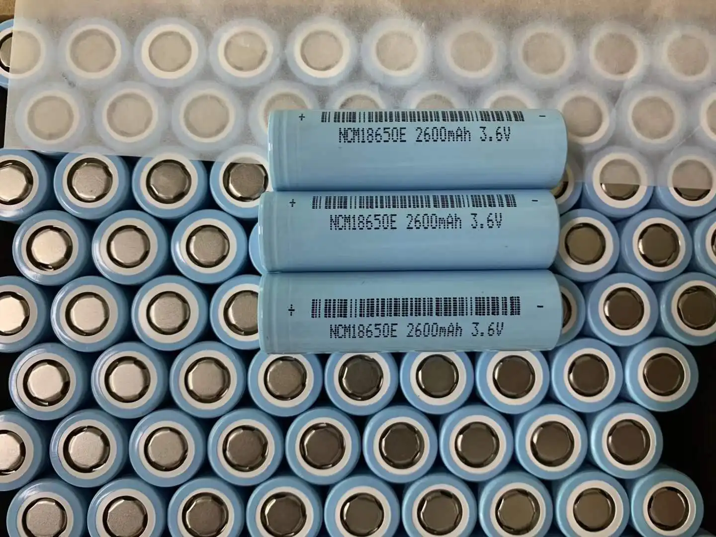 3c discharging rate good quality 3.7v 3000mah 3.7v 2600mah cylindrical 18650 li ion cell