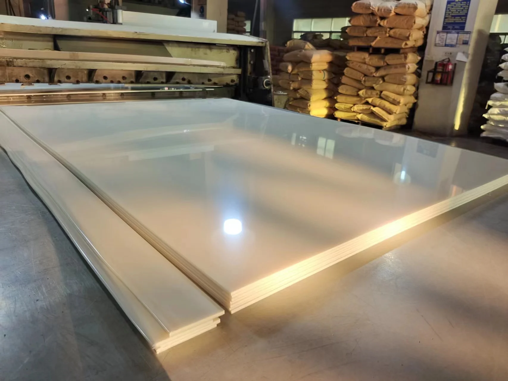 Factory recycled HDPE board textured 4x8 polyethylene plastic HDPE sheets