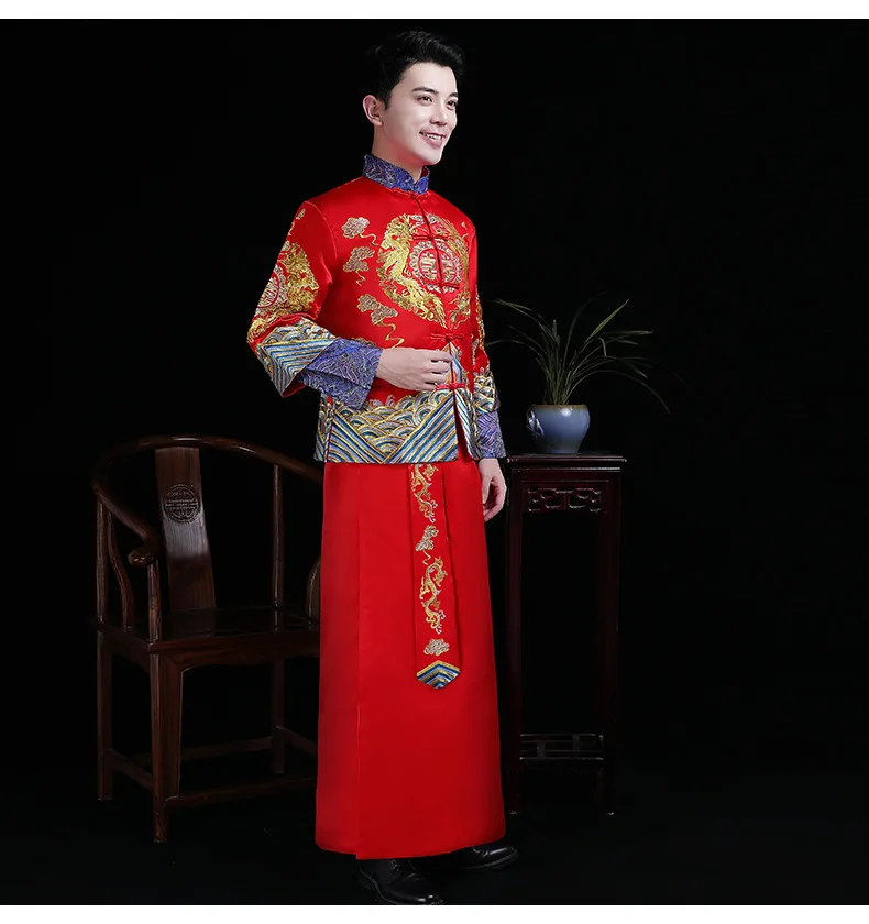 Red China Flower Dragon Phoenix Embroidered Slim Traditional Chinese Wedding Dress for Bride and Groom