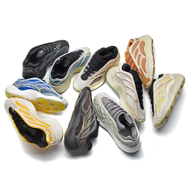 High Quality Classical Fashion Yeezy Shoes Custom Men Reflective Dark Glow Original Yeezy 700 v3 Sneaker