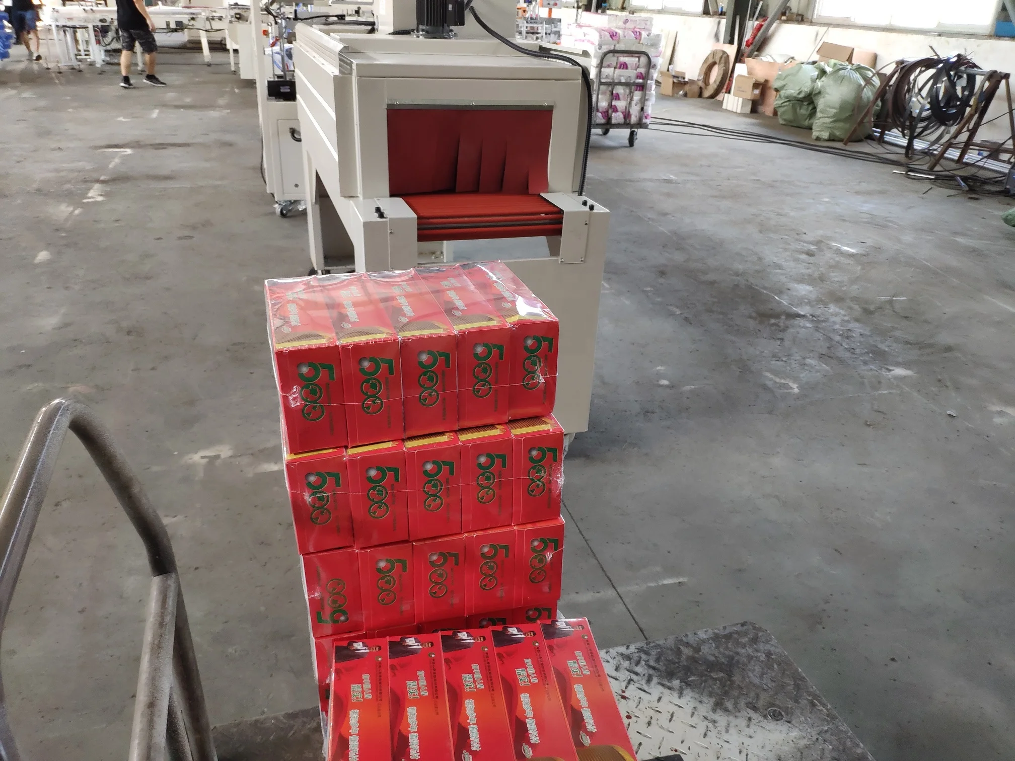 
High speed auto paper face tissue embossed production line price 
