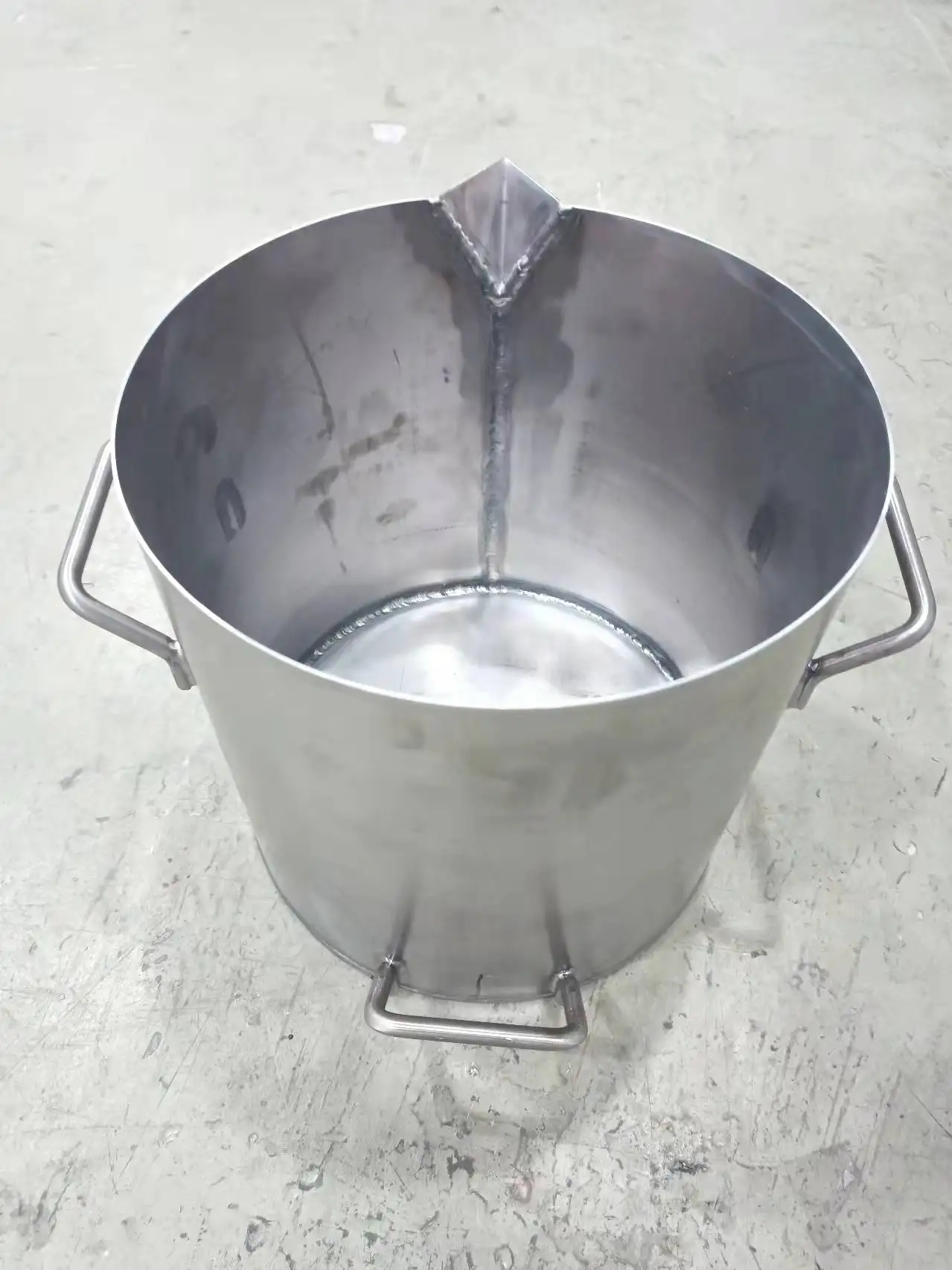 Customizedacid resistant pure titanium bucket, special refining titanium bucket for boiling aqua regia