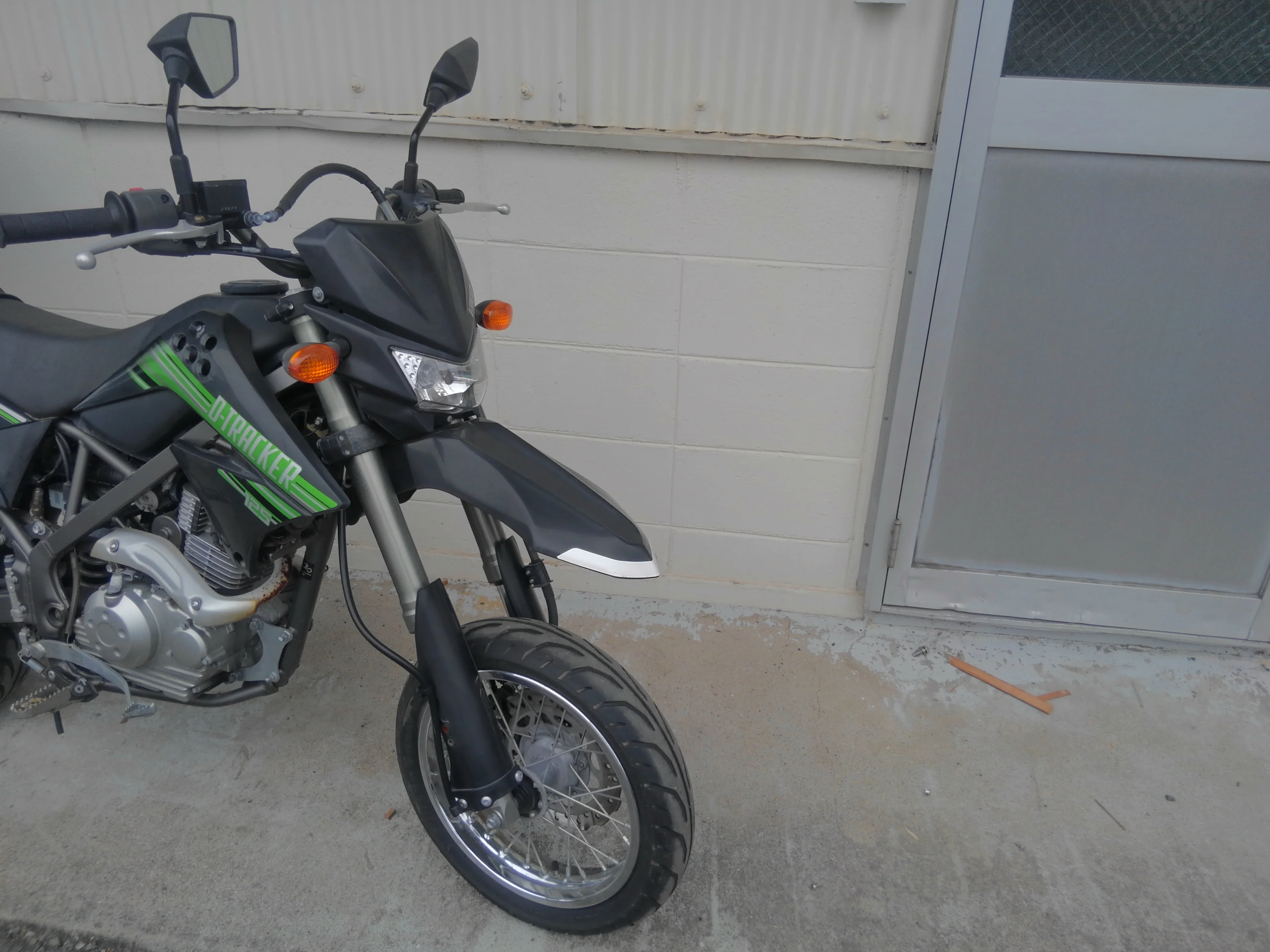 Two wheel men scooters cheap automatic used motorcycles japan