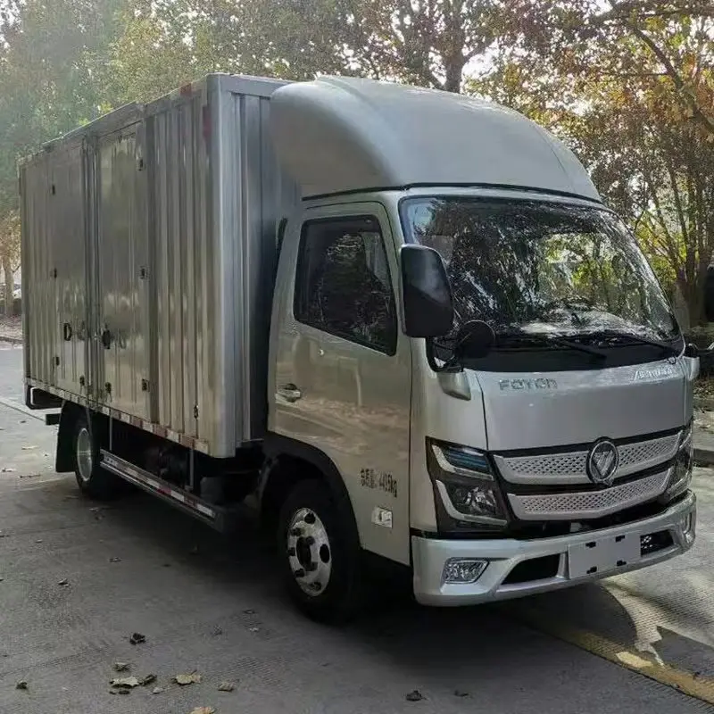 with big battery 4 ton 300hp light used 4*2 electric van cargo box truck  for cargo