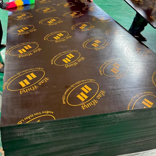 Film Faced Plywood High Quality Anti-Slip Formwork 18Mm Thickness Reused 6-8 Times Vietnamese Supplier Manufacturer