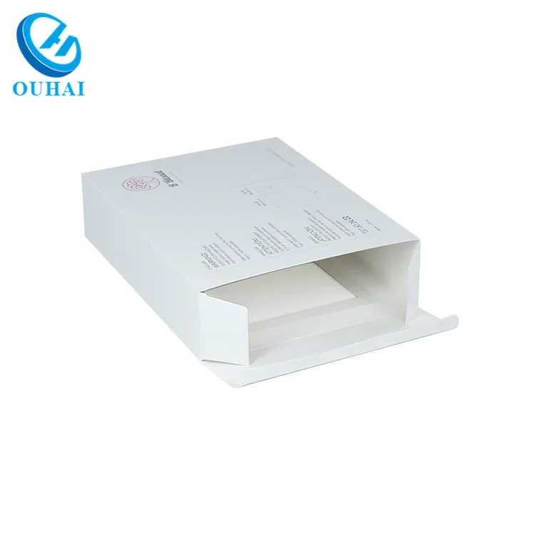 Custom black card paper packing cosmetic gift box with glossy gold stamp