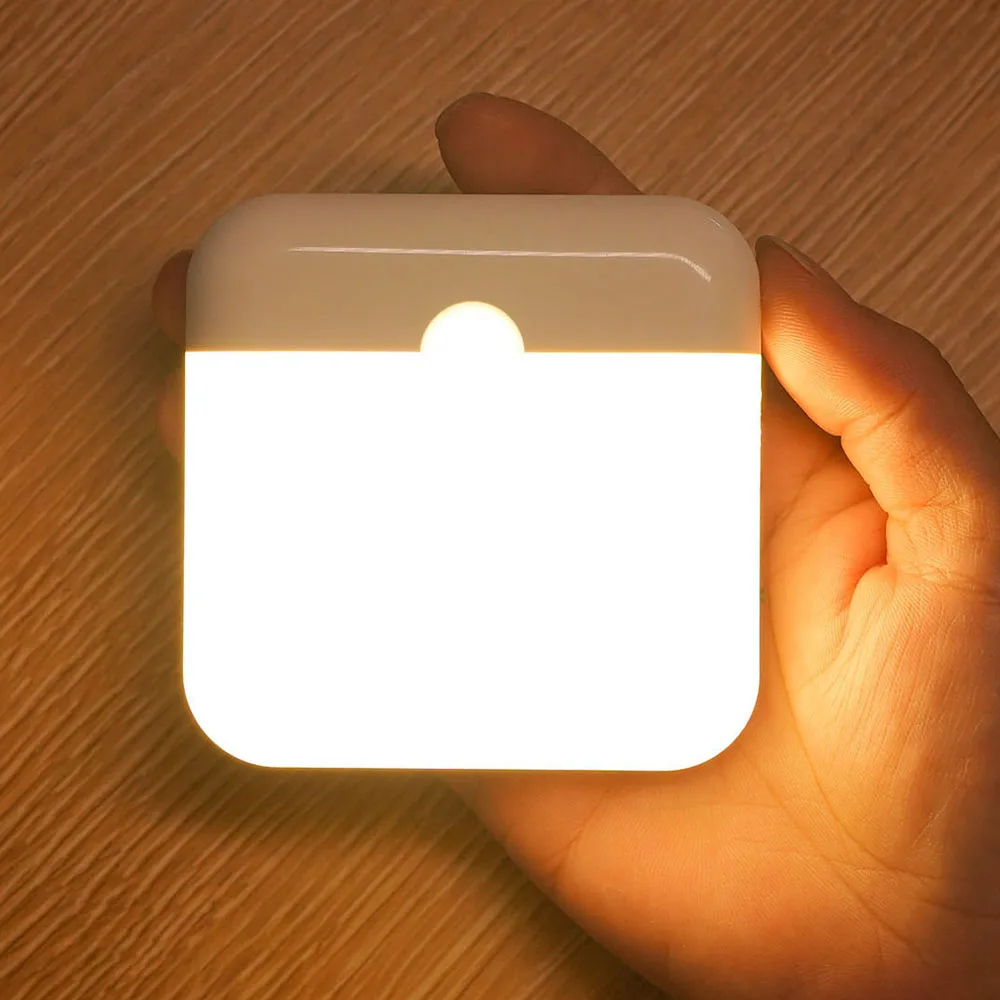 China-Fabrik wiederaufladbares Nachtlicht Licht mit Bewegungsmelder LED-Nachtlicht LED-Lampe mit Bewegungssensor