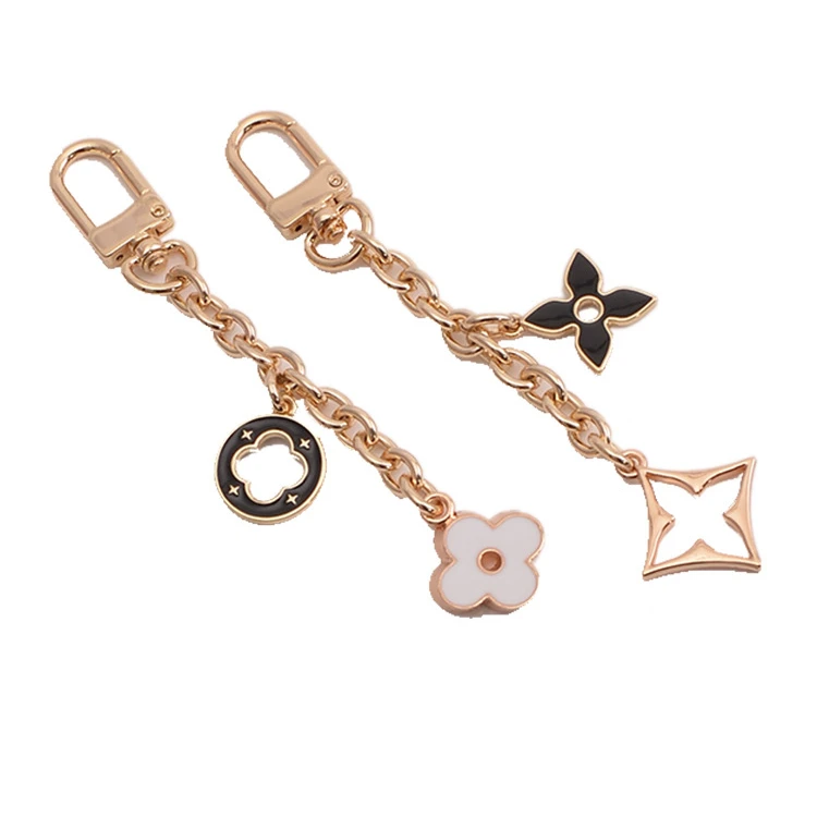 Bag transformation chain bag chain decoration chain Four-leaf clover element package pendant hardware accessories
